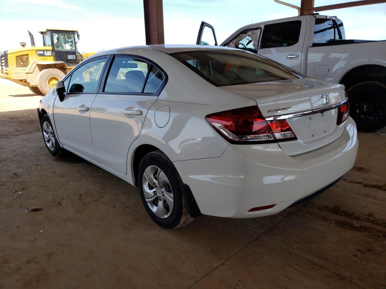 Photo 3 from auction – 2014 HONDA CIVIC LX with VIN 19XFB2F55EE049986