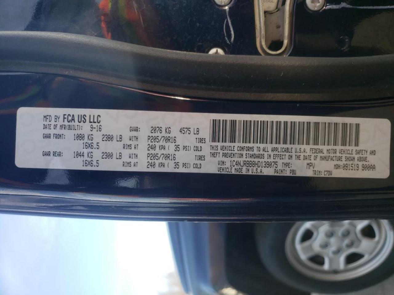 Photo 10 from auction – 2017 JEEP PATRIOT SP with VIN 1C4NJRBB8HD139075