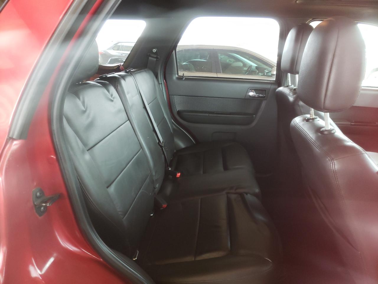 Photo 6 from auction – 2012 FORD ESCAPE LIM with VIN 1FMCU9EG1CKA98505