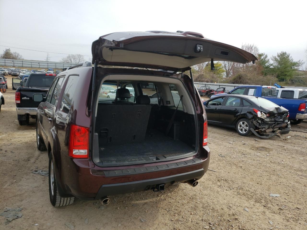 Photo 3 from auction – 2011 HONDA PILOT EXL with VIN 5FNYF4H57BB090129