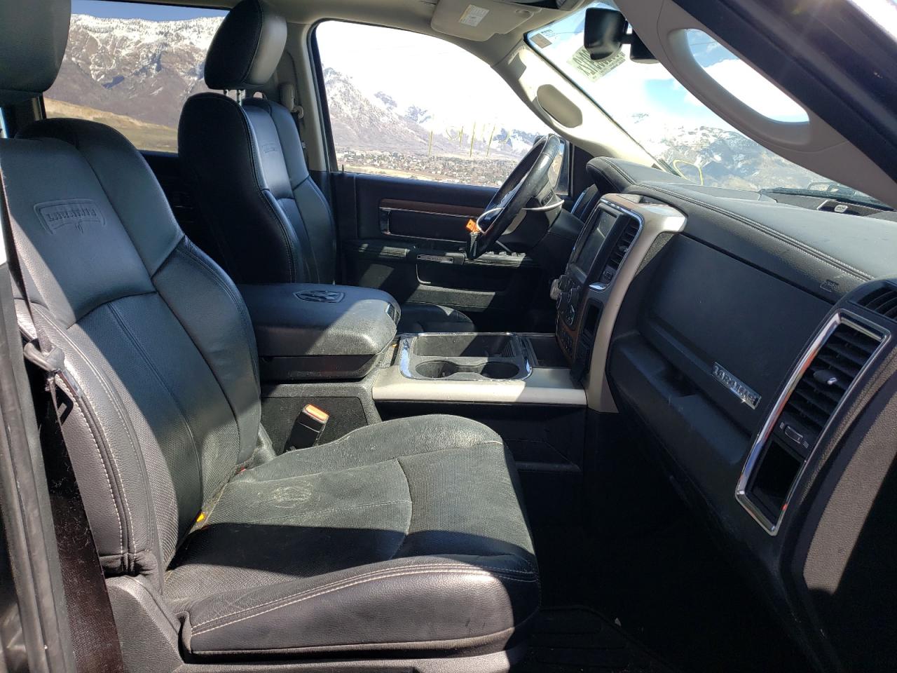 Photo 5 from auction – 2017 RAM 1500 LARAM with VIN 1C6RR7NM1HS872499