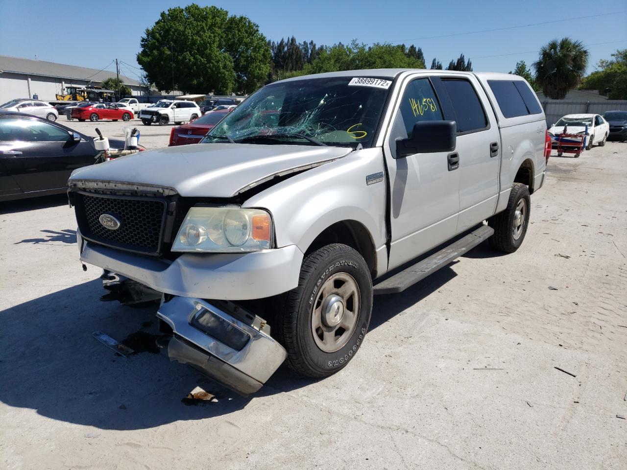 Photo 2 from auction – 2004 FORD F150 with VIN 1FTRW14W34KD51084
