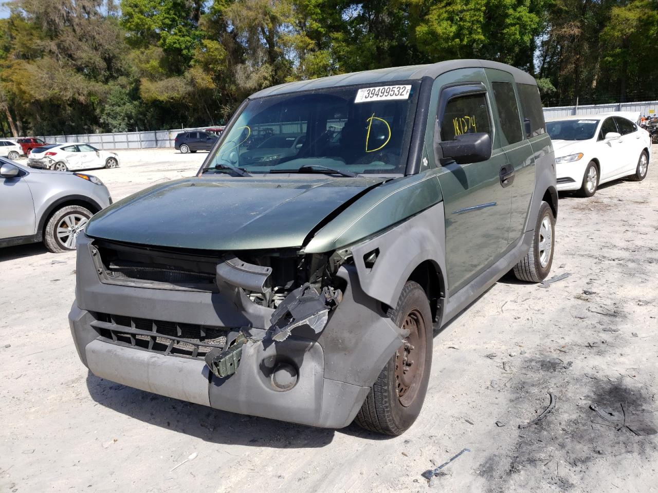 Photo 2 from auction – 2005 HONDA ELEMENT LX with VIN 5J6YH18325L012912