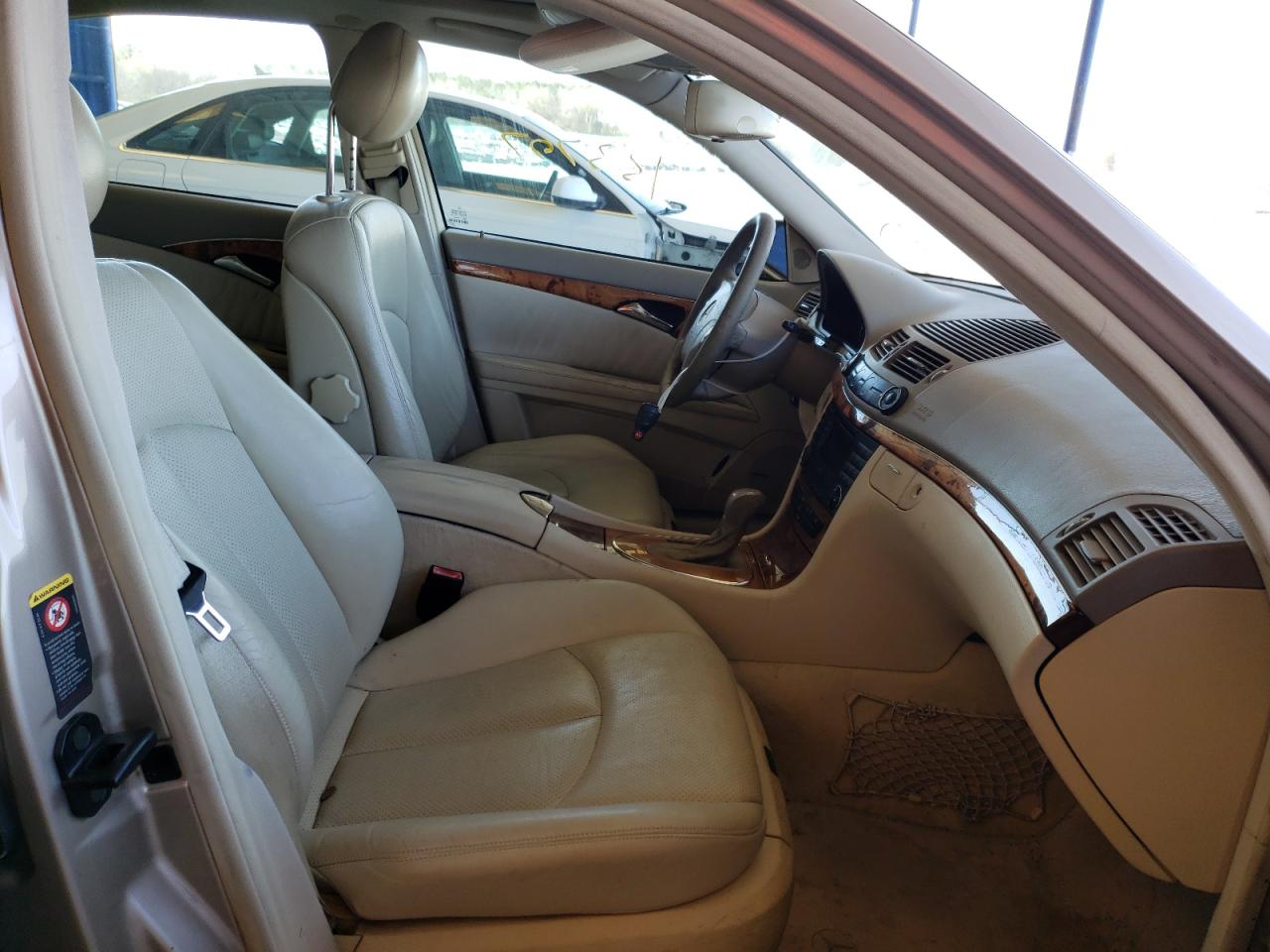 Photo 5 from auction – 2003 MERCEDES-BENZ E 320 with VIN WDBUF65JX3A337048