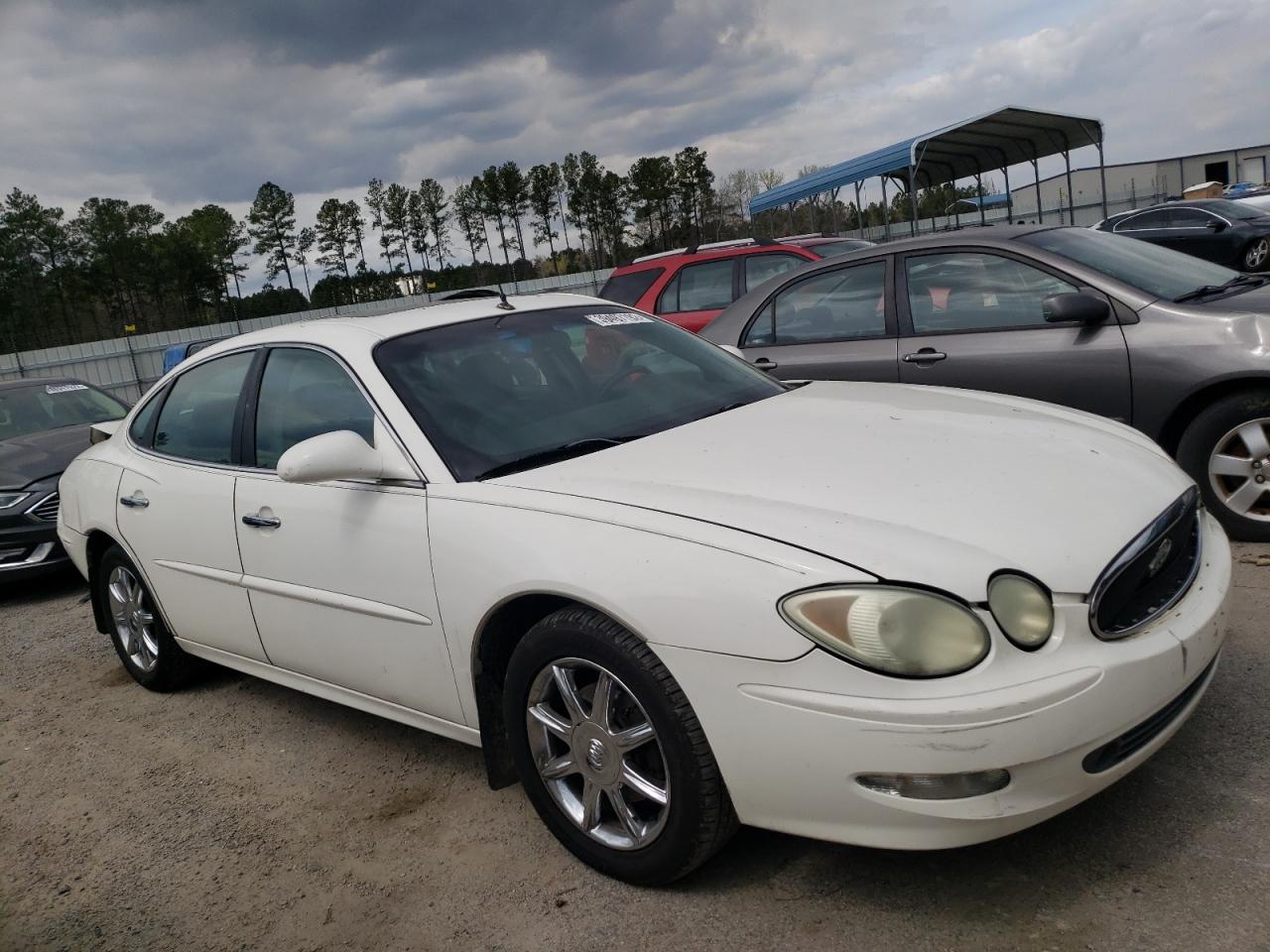 BUICK LACROSSE C 2005 مع رقم تعريف المركبة 2G4WE537751252109 - صورة من المزاد