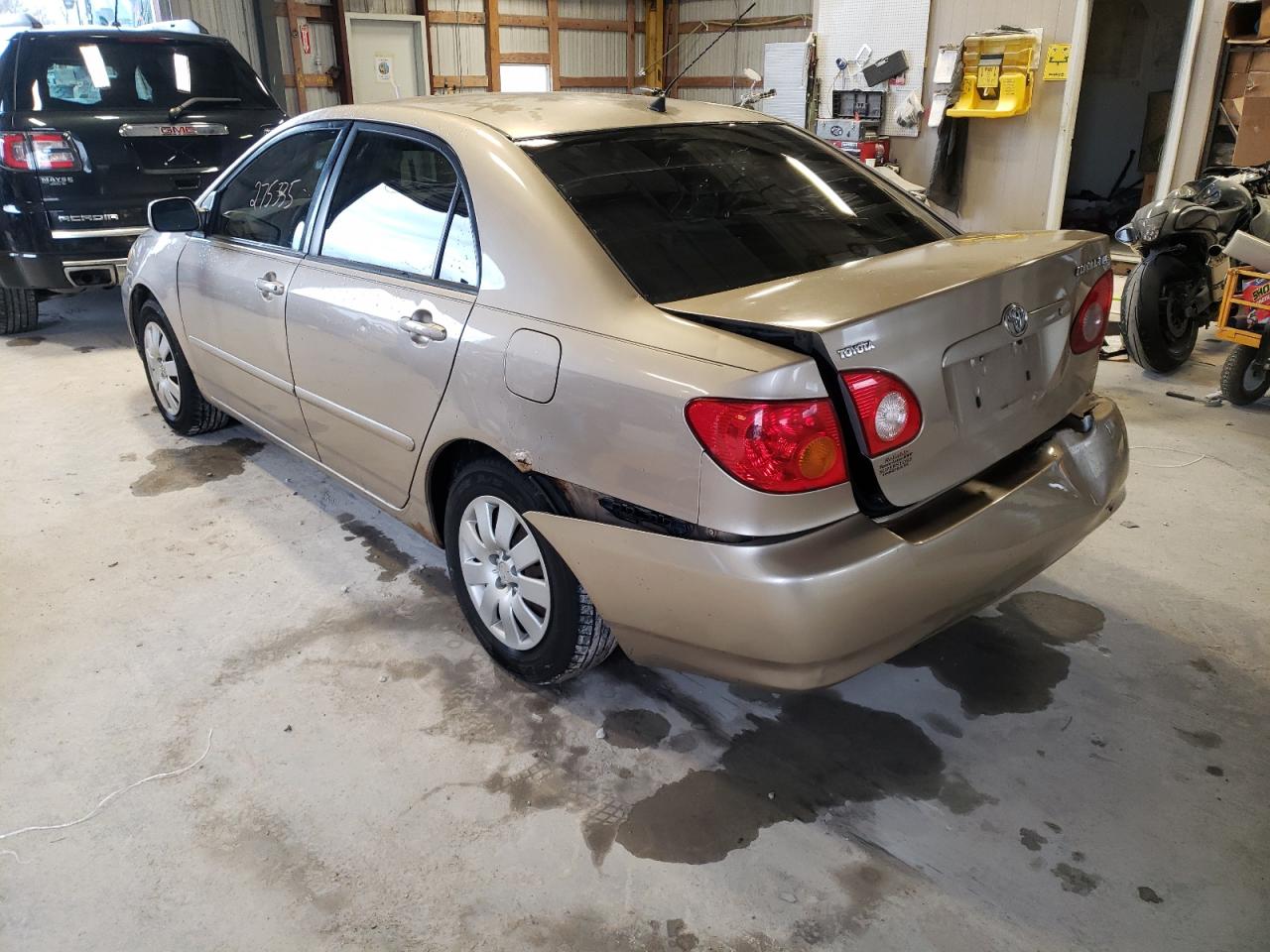 Photo 3 from auction – 2004 TOYOTA COROLLA CE with VIN 1NXBR32E34Z313580