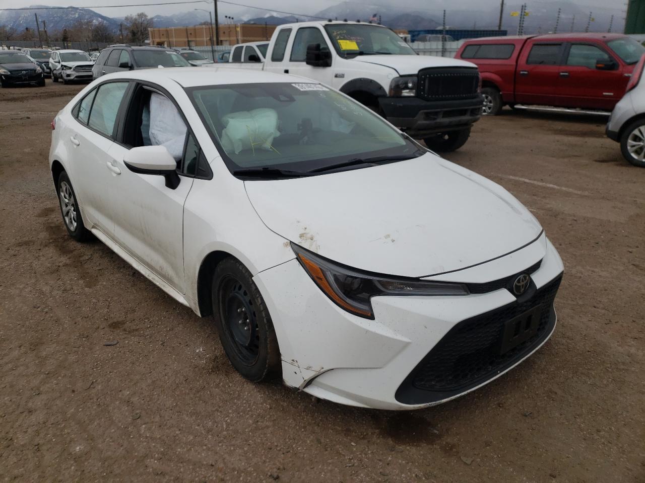 TOYOTA COROLLA LE 2020 with VIN 5YFEPRAE7LP120713 - Photo from auction