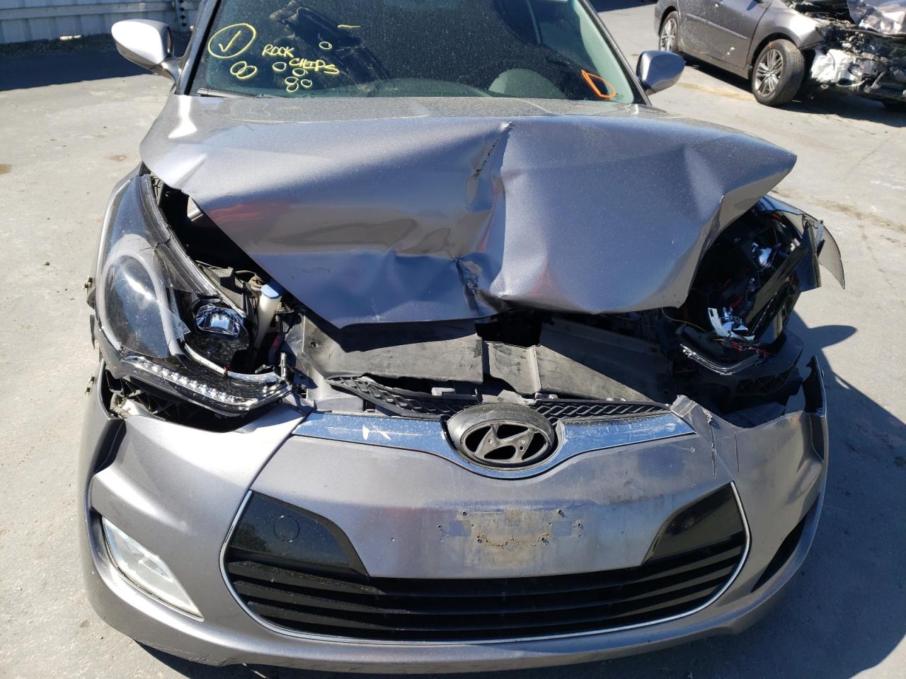 Photo 9 from auction – 2013 HYUNDAI VELOSTER with VIN KMHTC6AD7DU147466