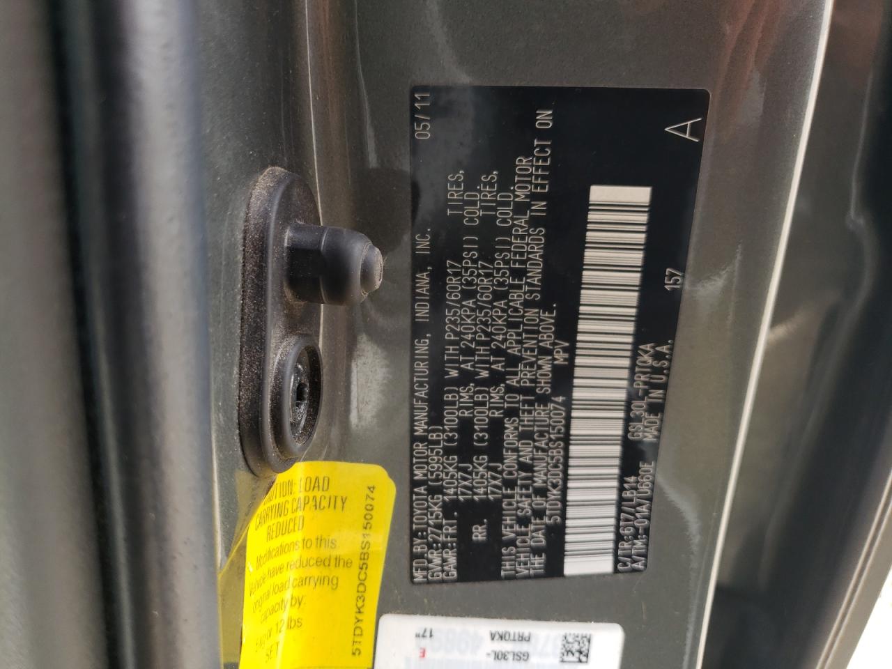 Photo 10 from auction – 2011 TOYOTA SIENNA XLE with VIN 5TDYK3DC5BS150074