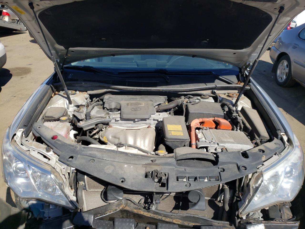 Photo 7 from auction – 2014 TOYOTA CAMRY HYBR with VIN 4T1BD1FK2EU134161