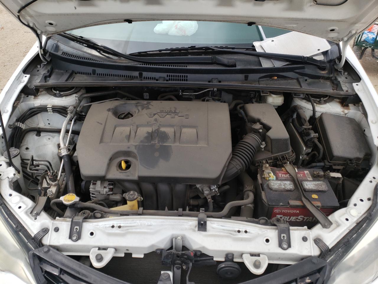 Photo 7 from auction – 2014 TOYOTA COROLLA L with VIN 5YFBURHE5EP014488