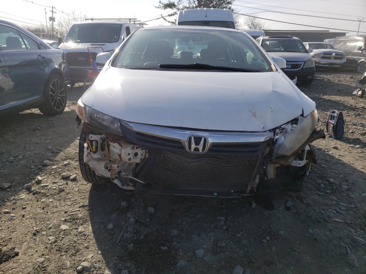 Photo 9 from auction – 2012 HONDA CIVIC with VIN 2HGFB2F91CH542389