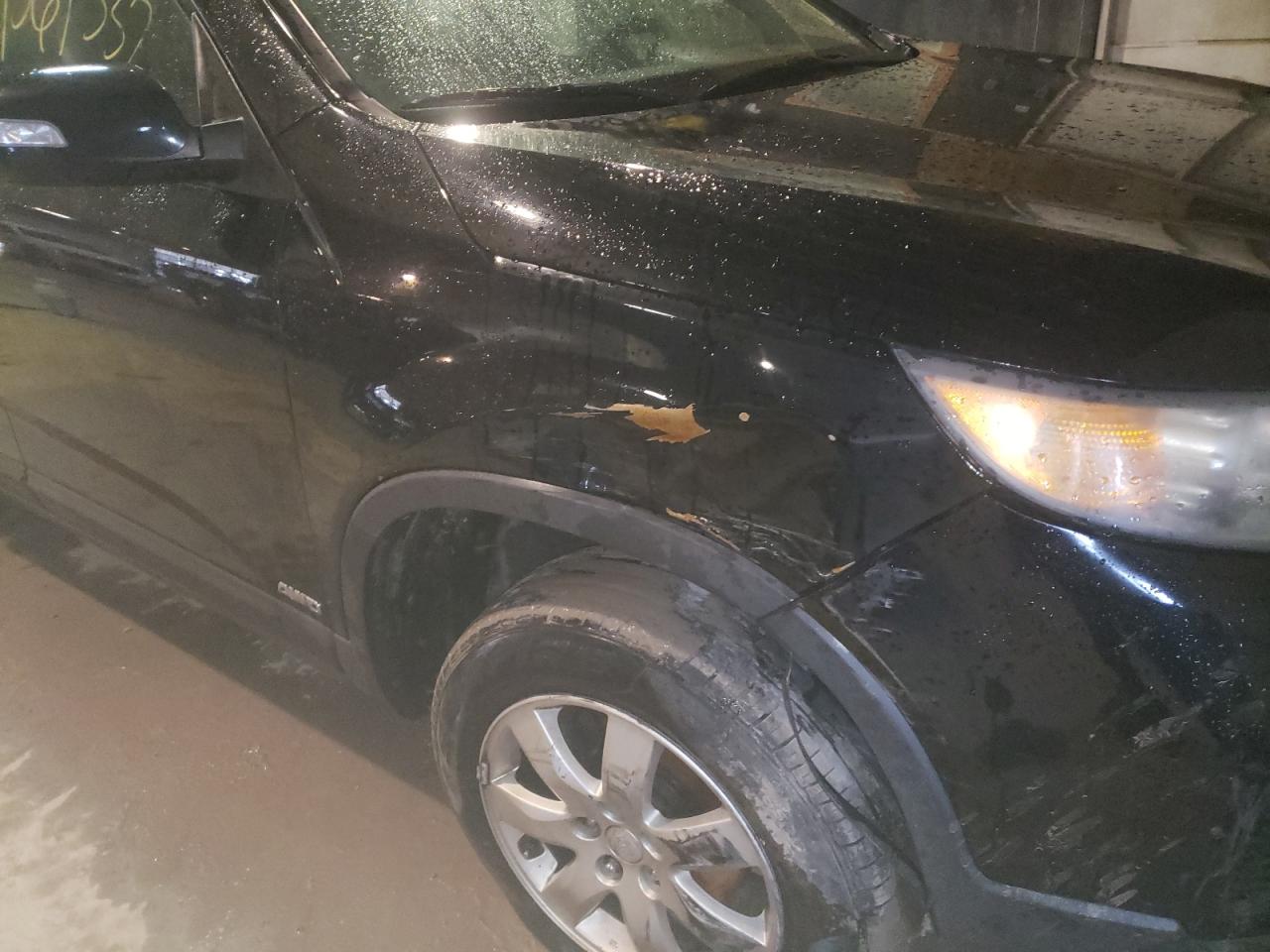 Photo 9 from auction – 2011 KIA SORENTO BA with VIN 5XYKTCA17BG014077