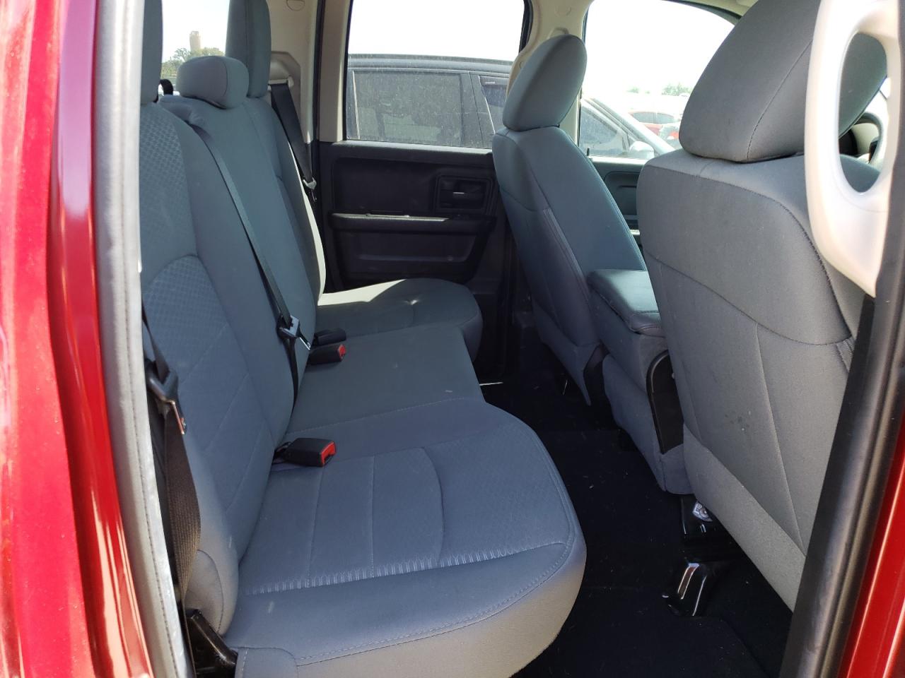 Photo 6 from auction – 2014 RAM 1500 ST with VIN 1C6RR6FT3ES314648