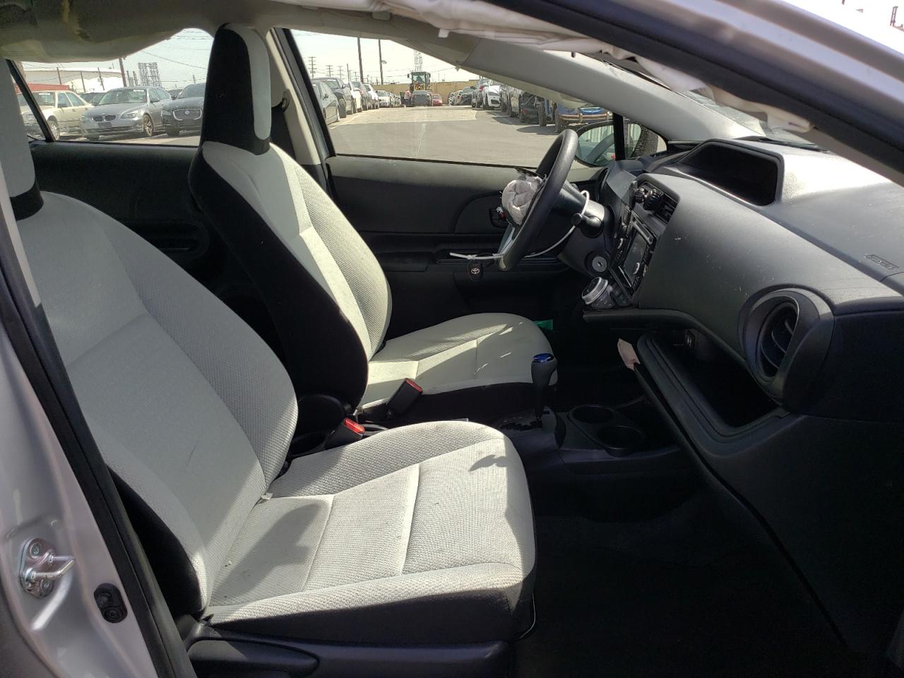Photo 5 from auction – 2015 TOYOTA PRIUS C with VIN JTDKDTB36F1107501