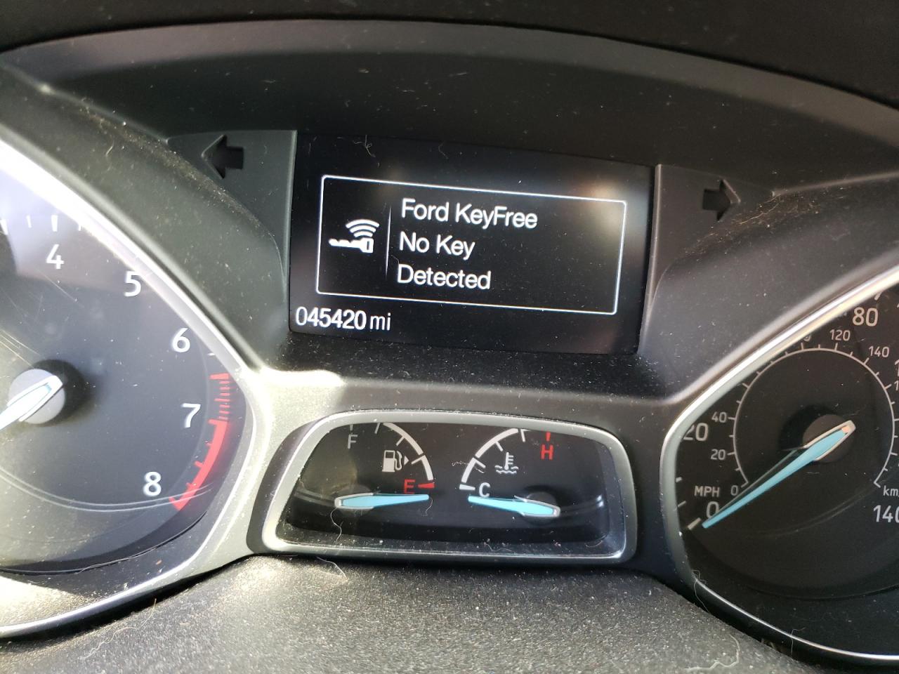 Photo 8 from auction – 2017 FORD ESCAPE TIT with VIN 1FMCU9J98HUA48865