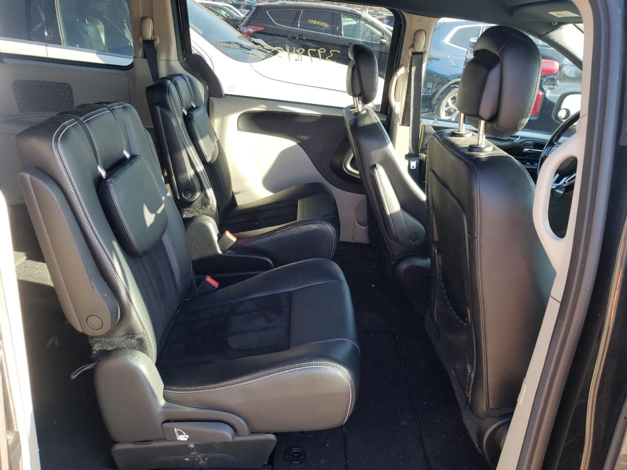 Photo 6 from auction – 2017 DODGE GRAND CARA with VIN 2C4RDGCG0HR773341