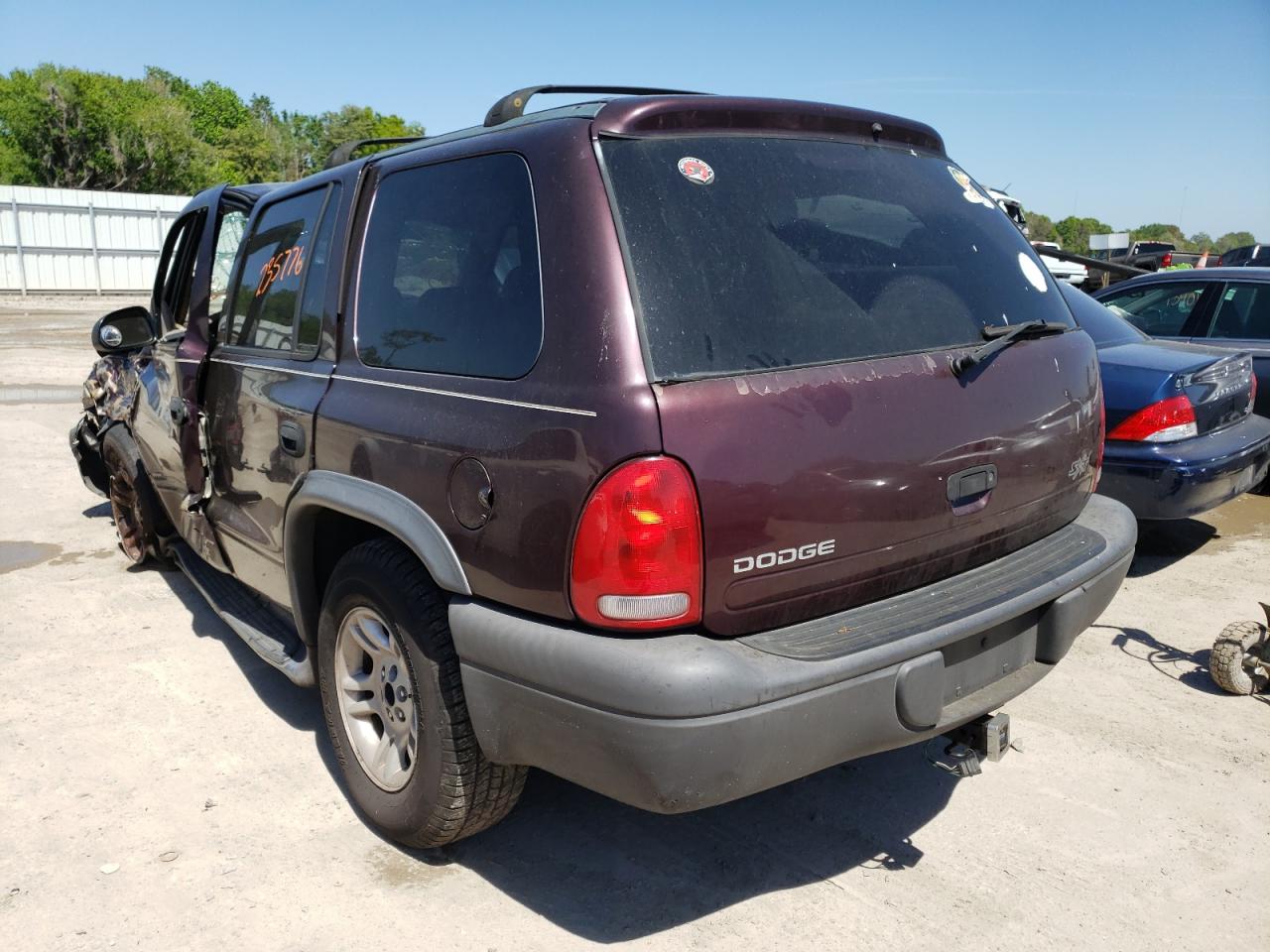 Photo 3 from auction – 2003 DODGE DURANGO SP with VIN 1D4HR38N53F581333