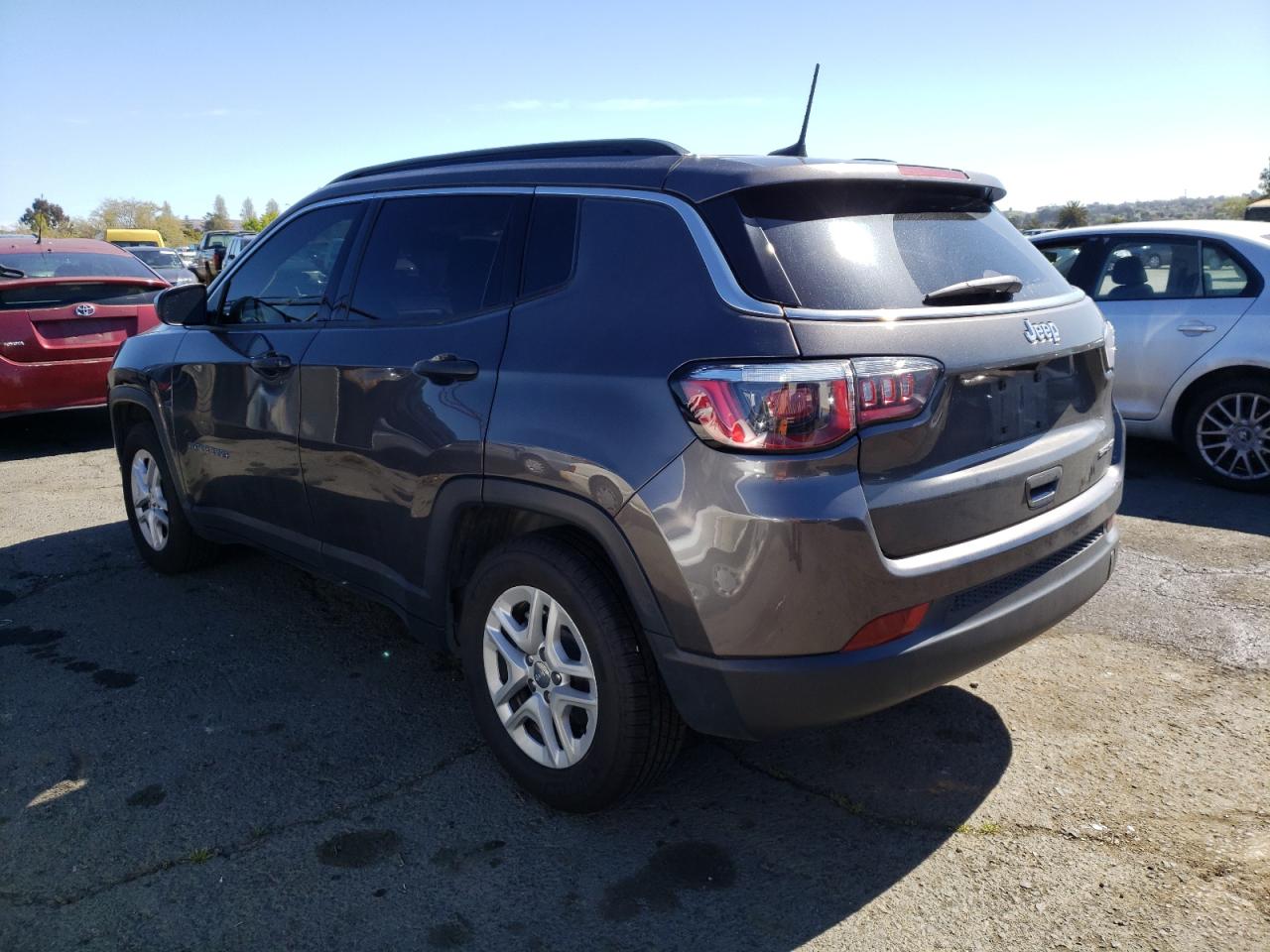 Photo 3 from auction – 2020 JEEP COMPASS SP with VIN 3C4NJCABXLT121713