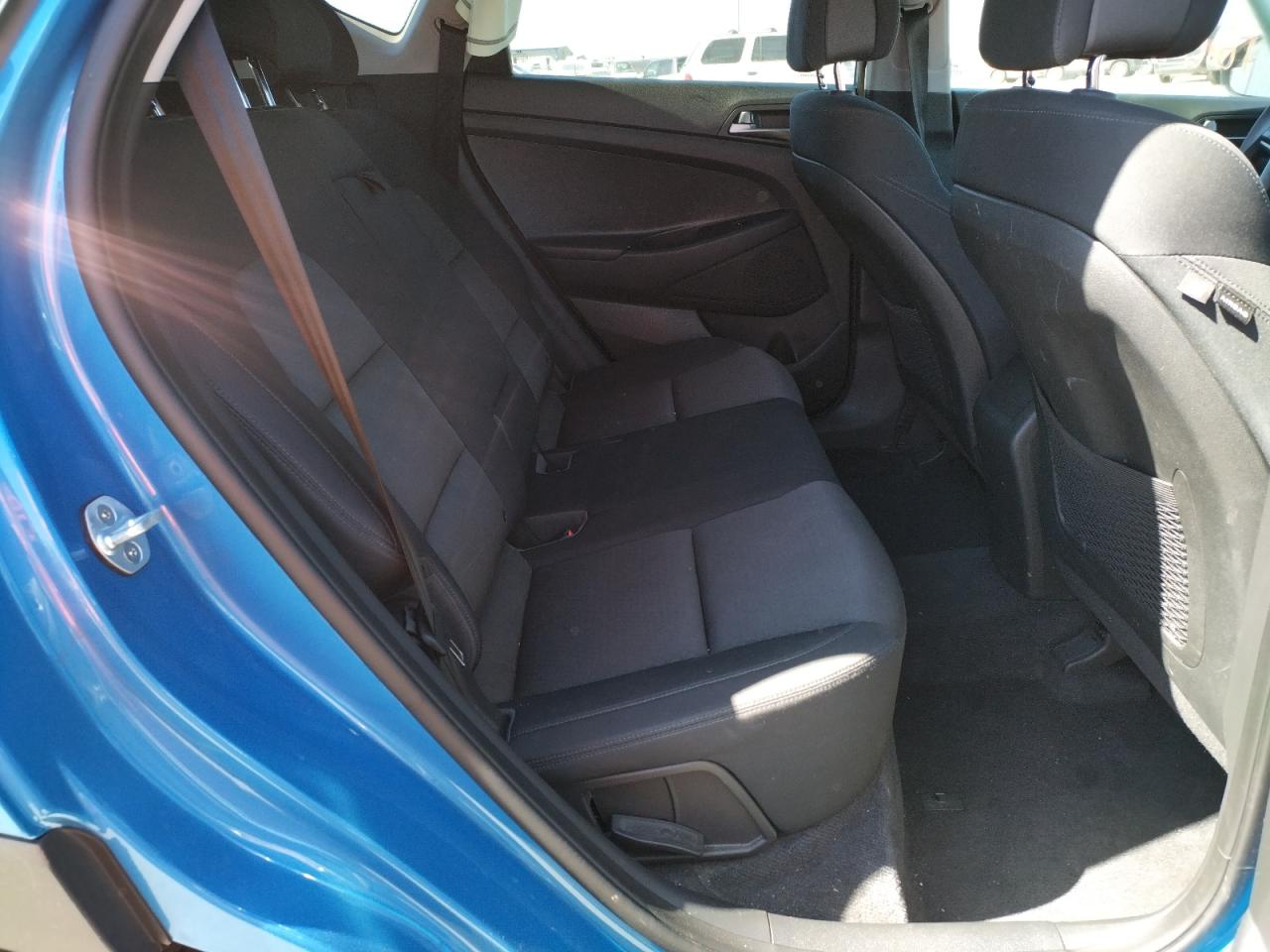Photo 6 from auction – 2017 HYUNDAI TUCSON LIM with VIN KM8J33A43HU389005