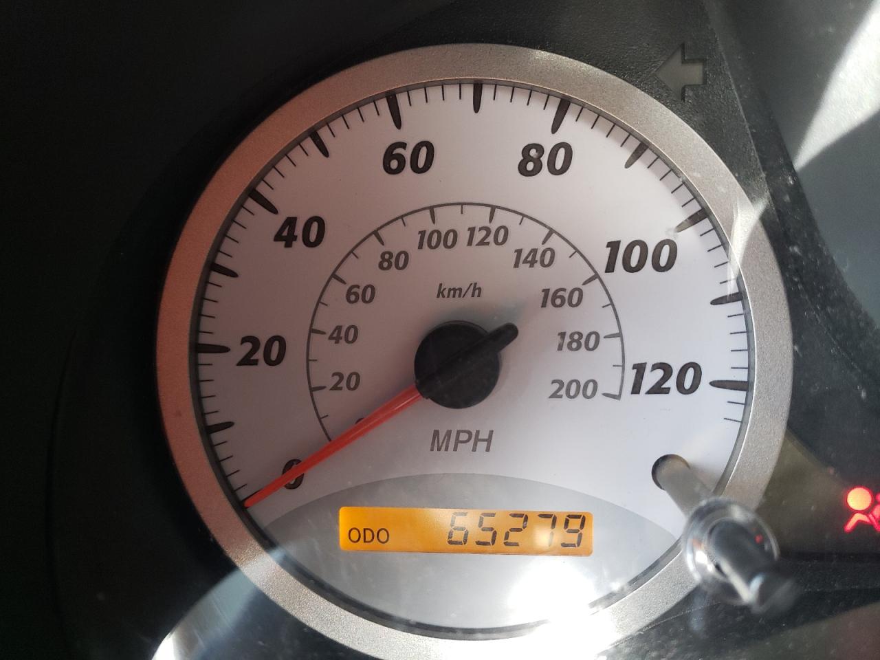 Photo 8 from auction – 2004 TOYOTA RAV4 with VIN JTEHD20V946007431