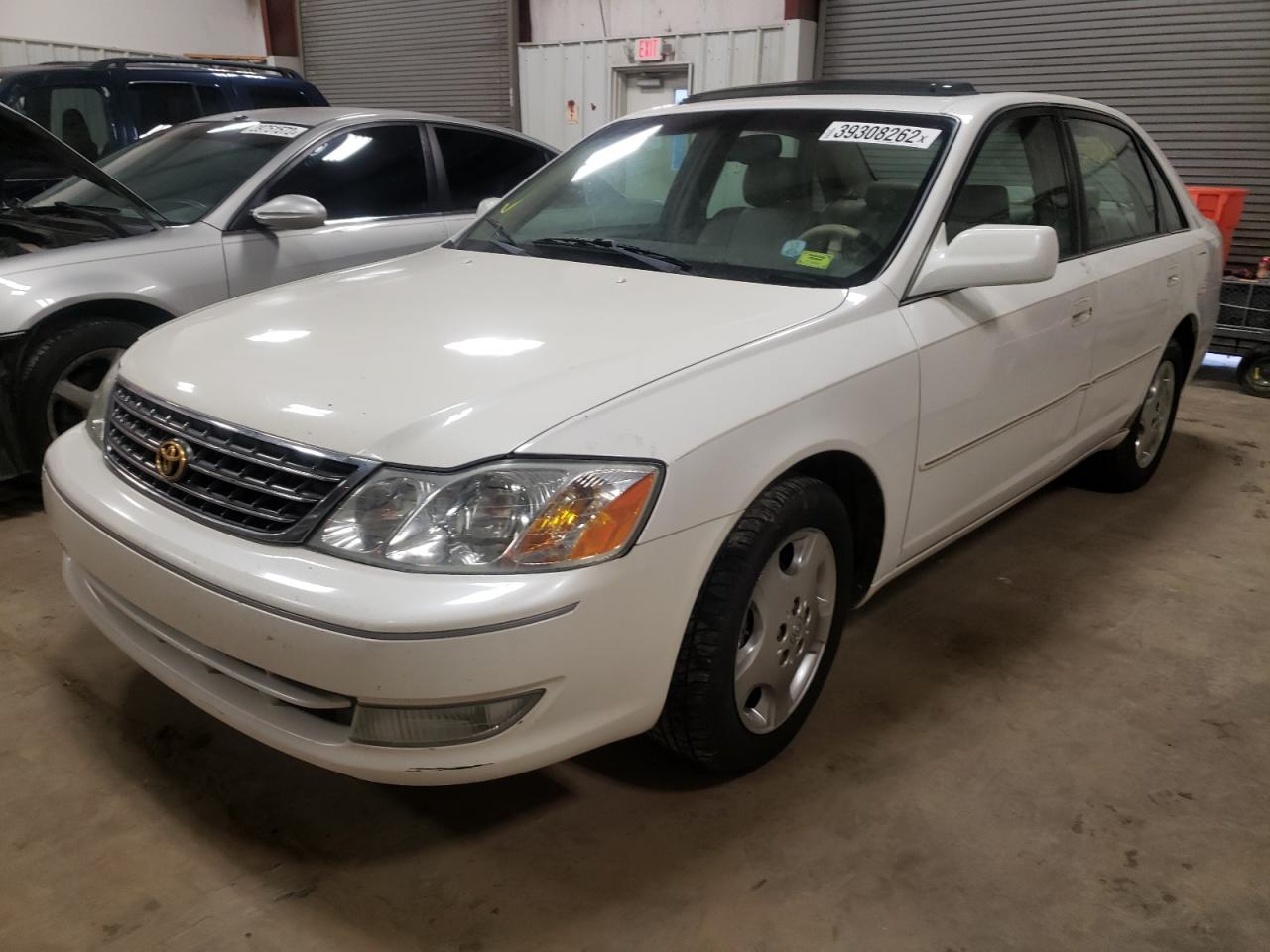Photo 2 from auction – 2004 TOYOTA AVALON XL with VIN 4T1BF28B44U374484