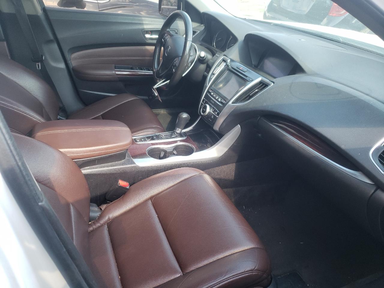 Photo 5 from auction – 2015 ACURA TLX with VIN 19UUB1F3XFA012860