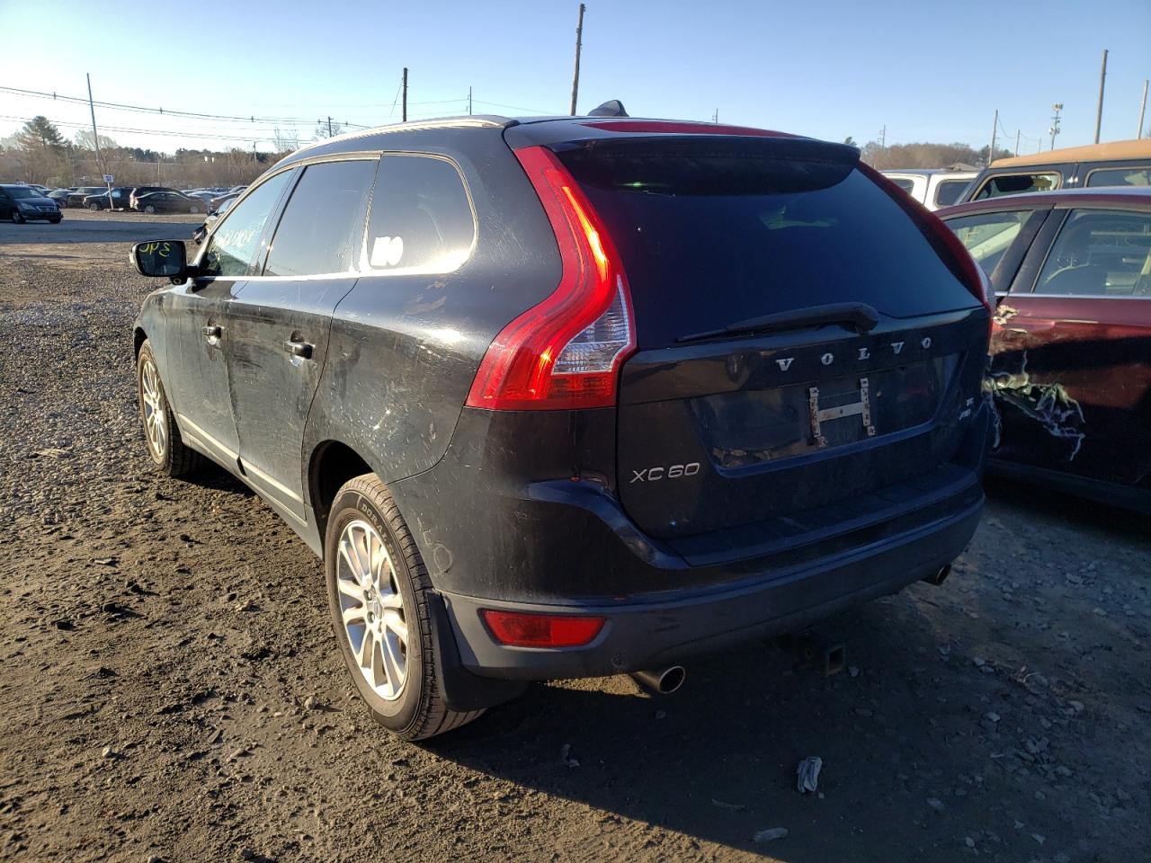 Photo 3 from auction – 2010 VOLVO XC60 T6 with VIN YV4992DZ3A2076672