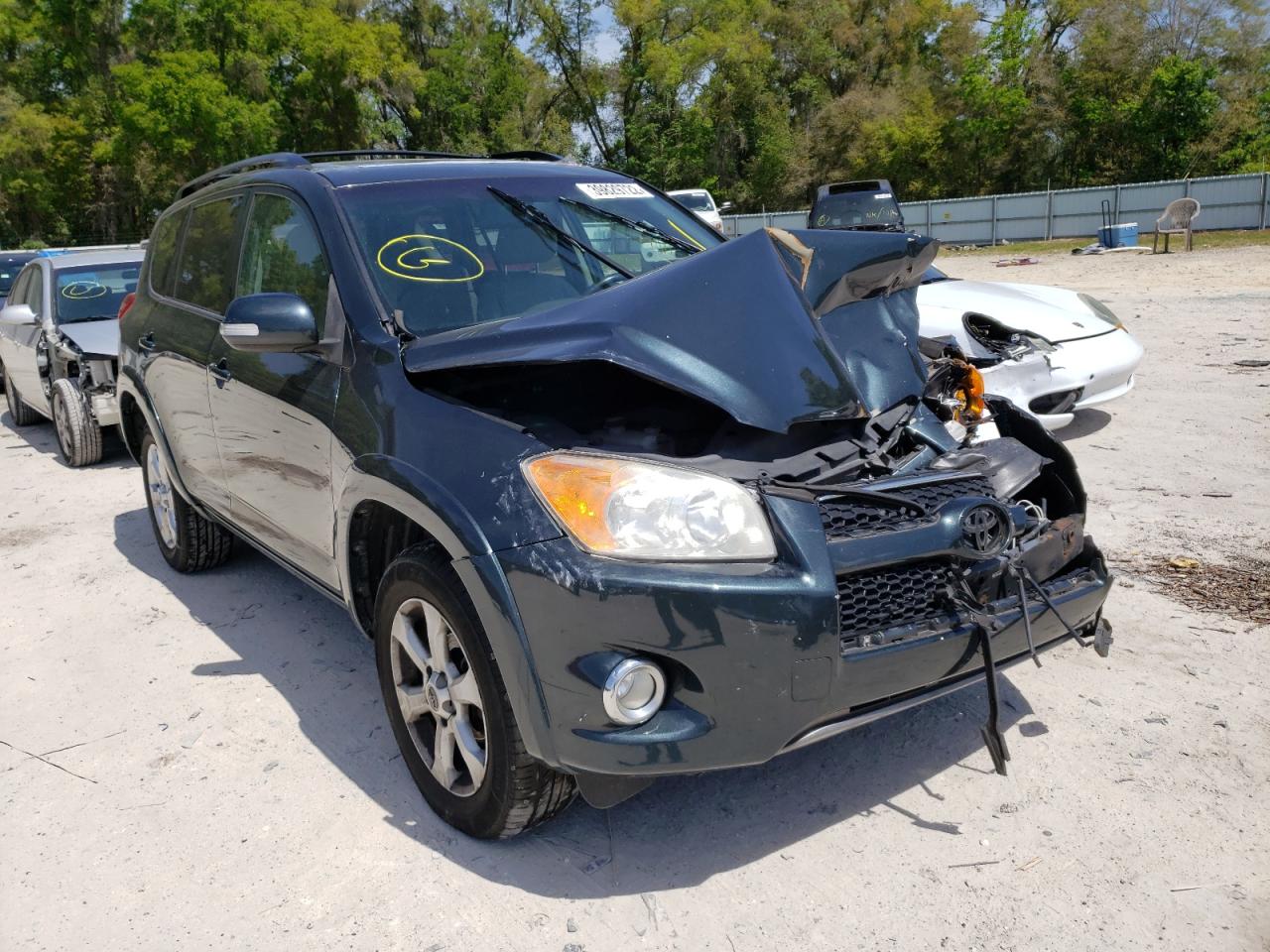 TOYOTA RAV4 LIMIT 2012 with VIN 2T3DF4DVXCW236703 - Photo from auction