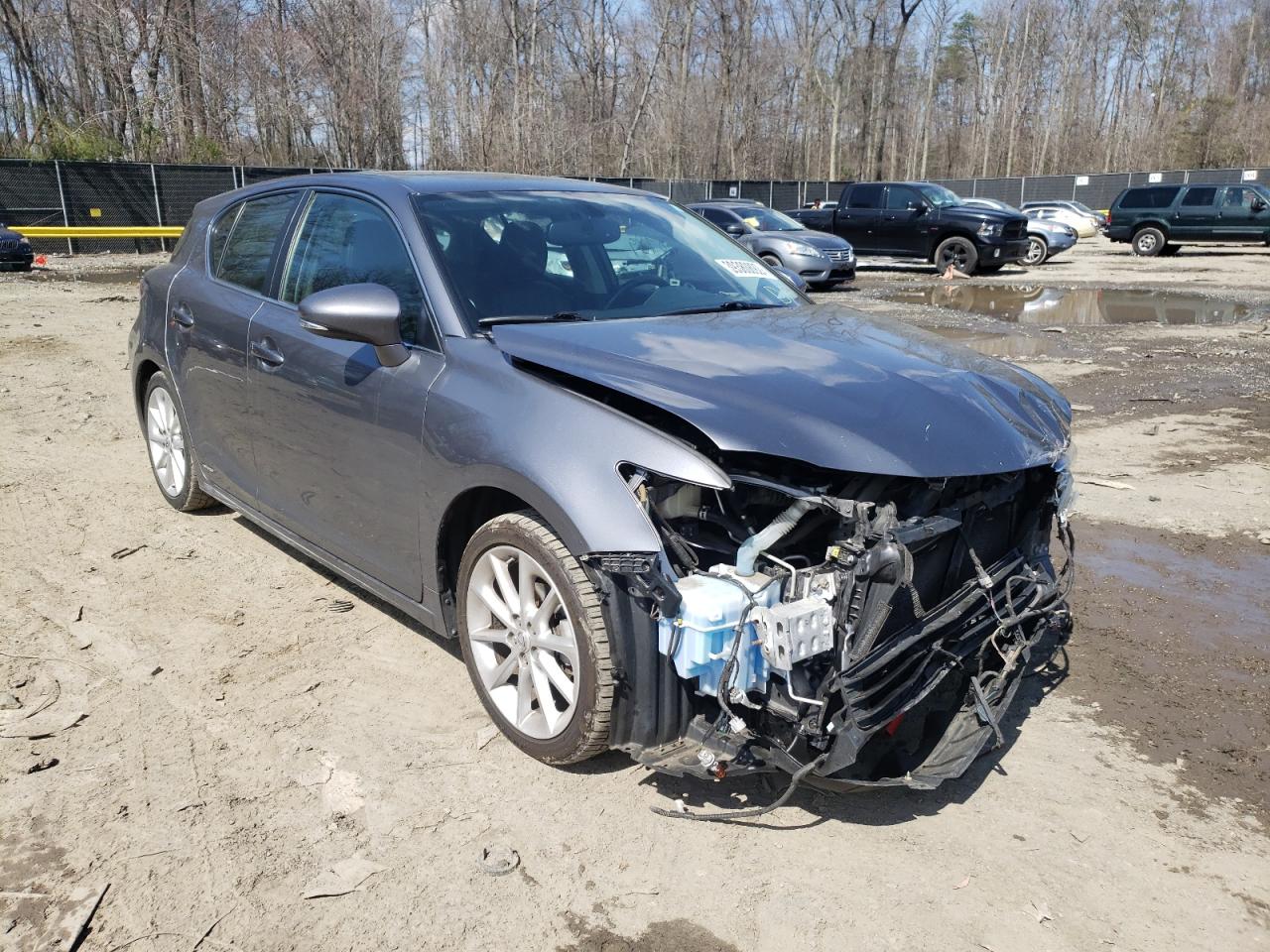 LEXUS CT 200 2013 with VIN JTHKD5BH1D2161172 - Photo from auction