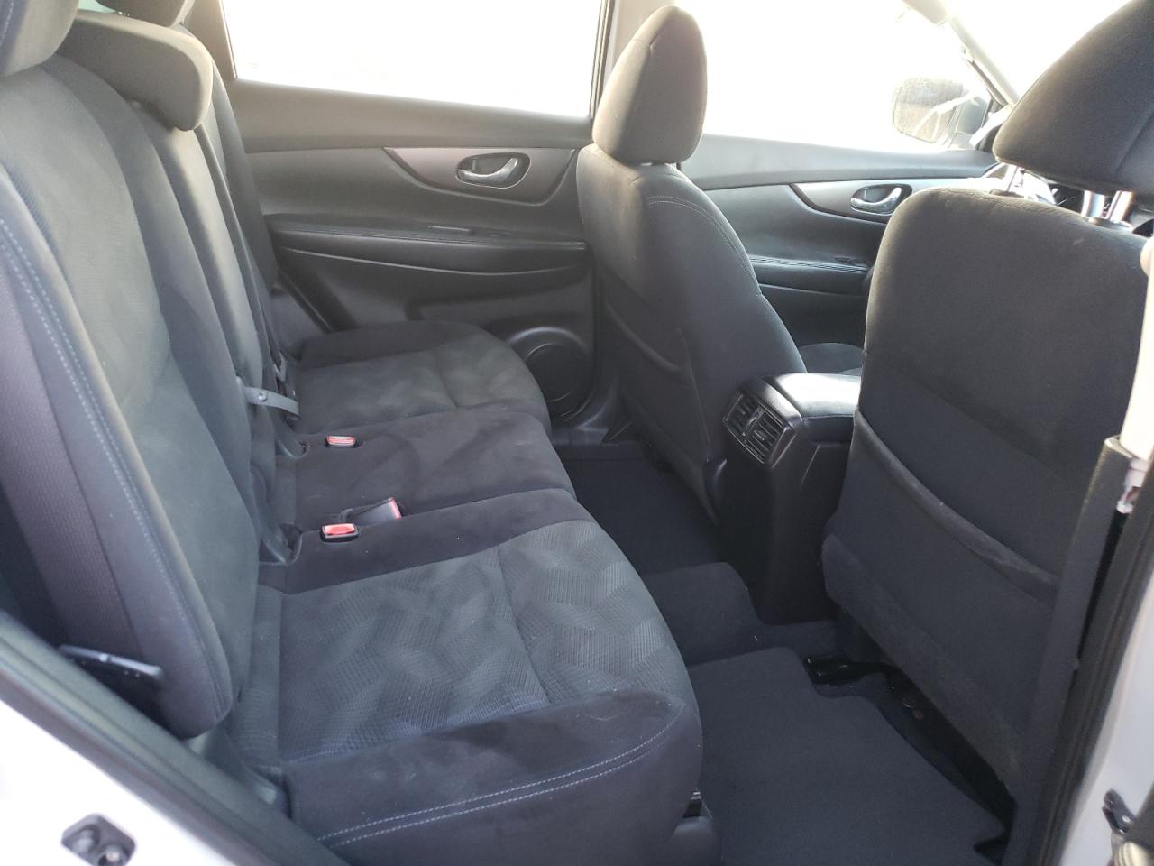 Photo 6 from auction – 2014 NISSAN ROGUE S with VIN 5N1AT2MT0EC862874