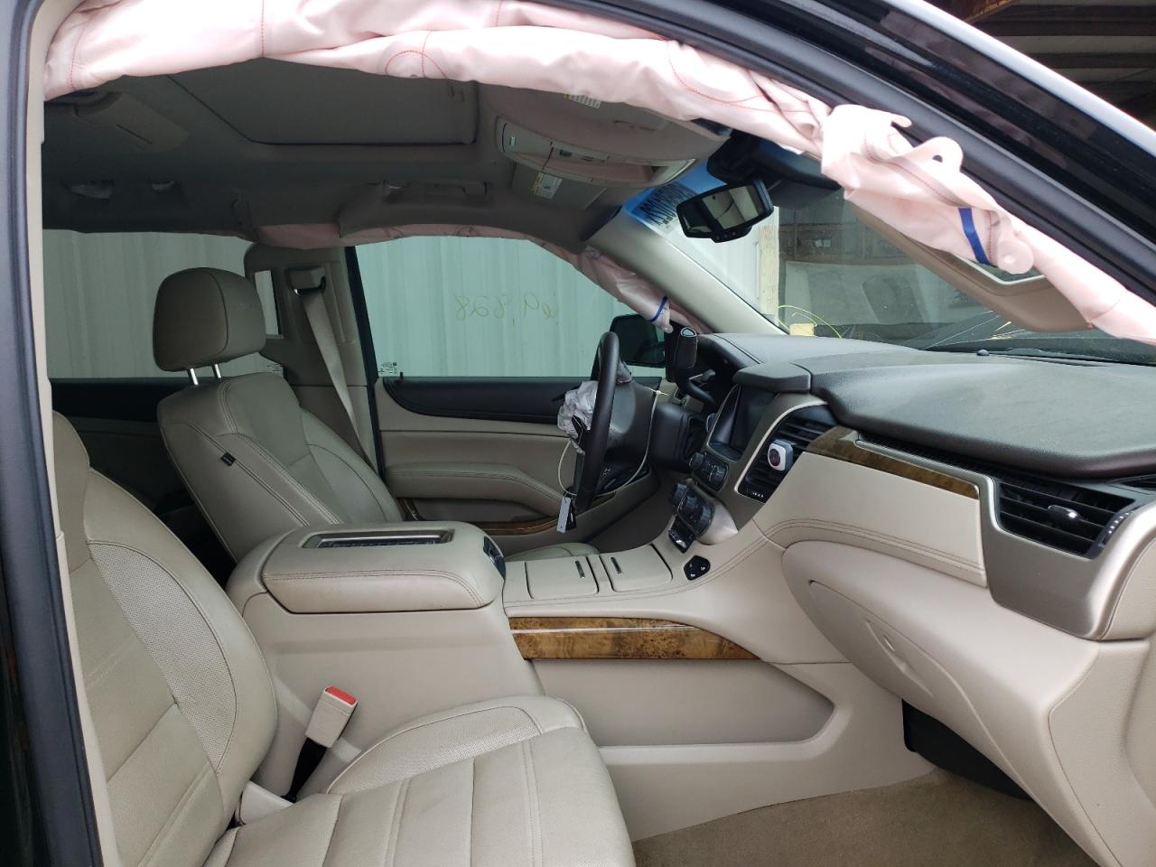Photo 5 from auction – 2017 GMC YUKON DENA with VIN 1GKS2CKJ7HR172581