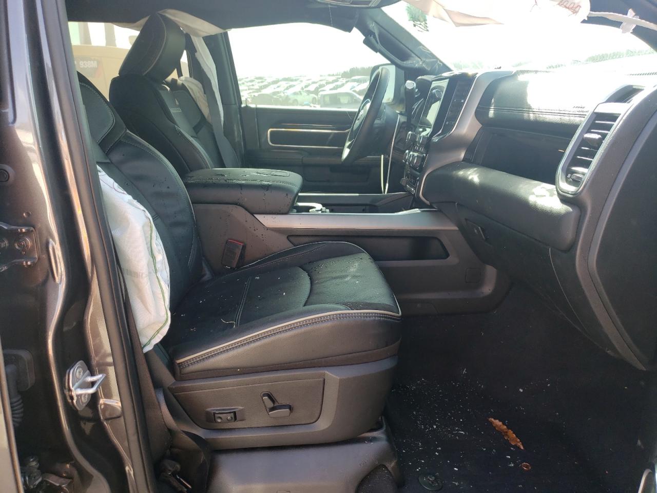 Photo 5 from auction – 2021 RAM 2500 LARAM with VIN 3C6UR5FL2MG626132