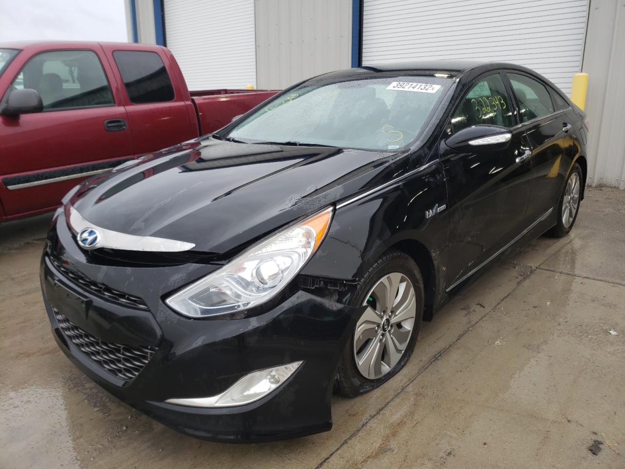 Photo 2 from auction – 2013 HYUNDAI SONATA HYB with VIN KMHEC4A49DA096907