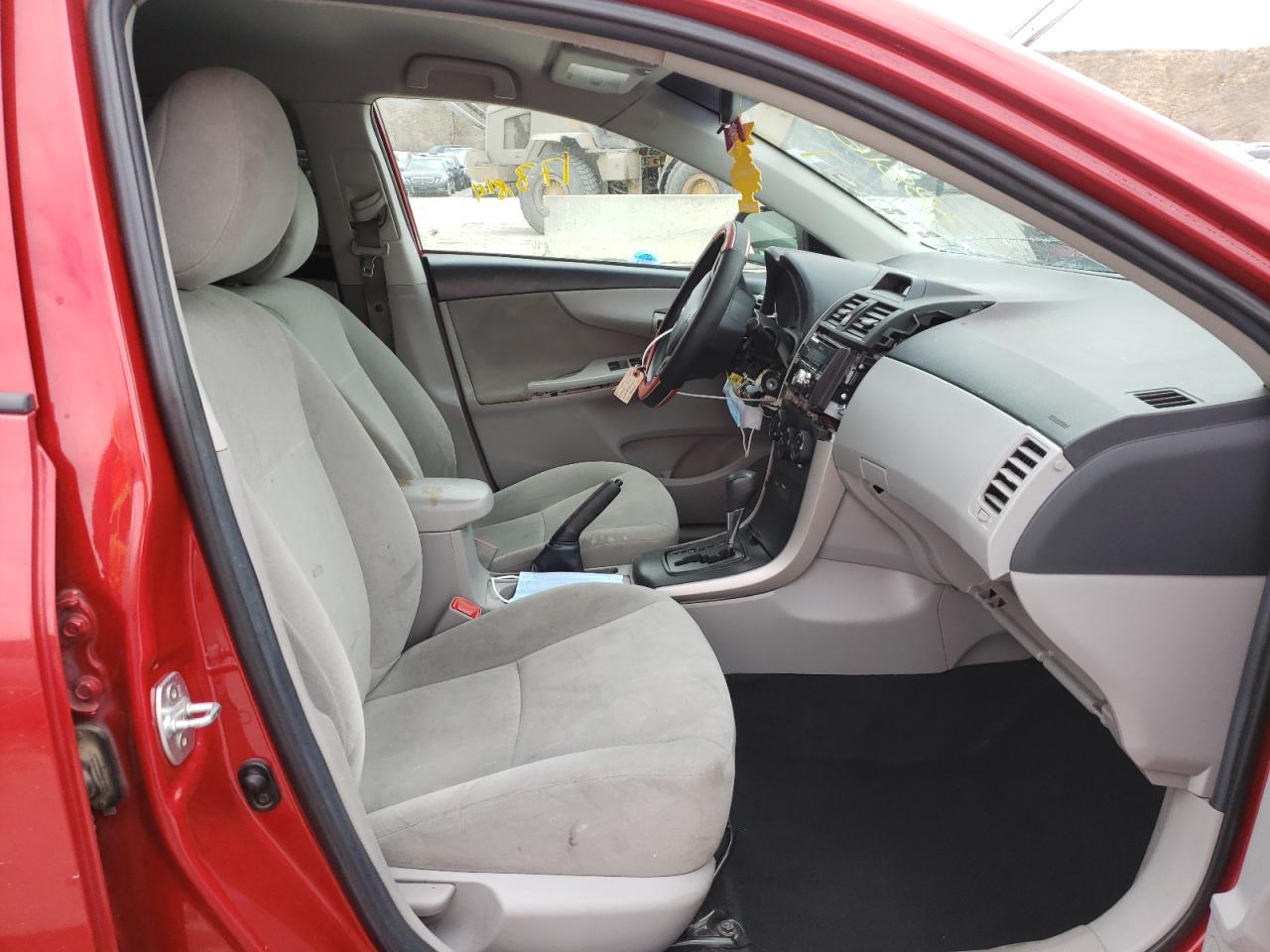 Photo 5 from auction – 2013 TOYOTA COROLLA BA with VIN 5YFBU4EE7DP197169