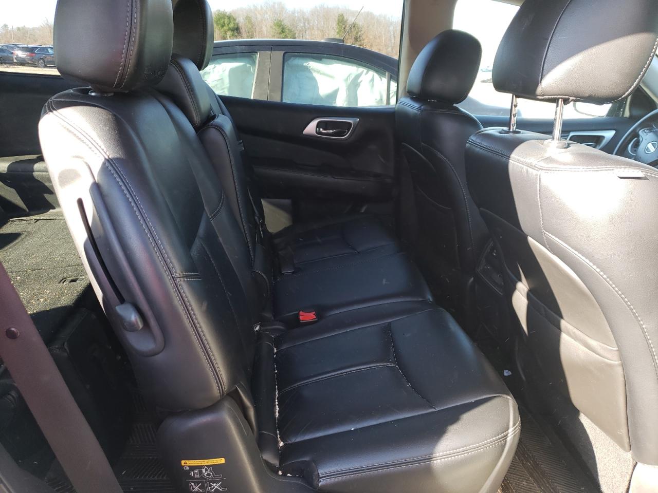 Photo 6 from auction – 2014 NISSAN PATHFINDER with VIN 5N1AR2MM2EC705144