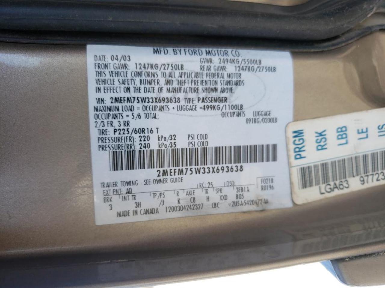 Photo 10 from auction – 2003 MERCURY GRAND MARQ with VIN 2MEFM75W33X693638