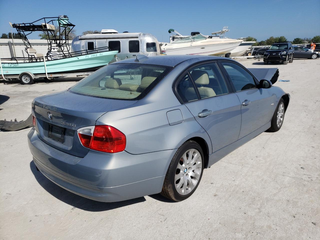 Photo 4 from auction – 2007 BMW 328 XI with VIN WBAVC93567KX52192