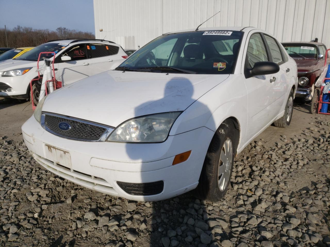 Photo 2 from auction – 2007 FORD FOCUS ZX4 with VIN 1FAFP34N97W174644