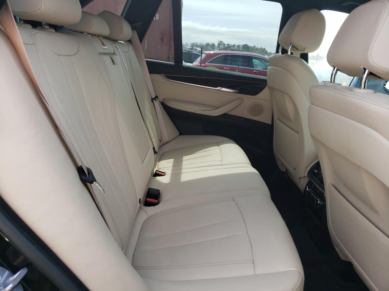 Photo 6 from auction – 2017 BMW X5 XDRIVE3 with VIN 5UXKR0C30H0X79527