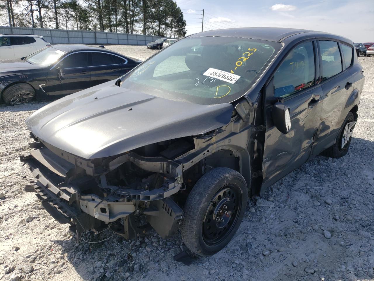 Photo 2 from auction – 2015 FORD ESCAPE S with VIN 1FMCU0F7XFUC00225