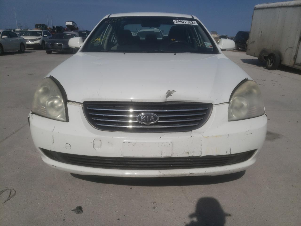 Photo 9 from auction – 2008 KIA OPTIMA LX with VIN KNAGE123485248793