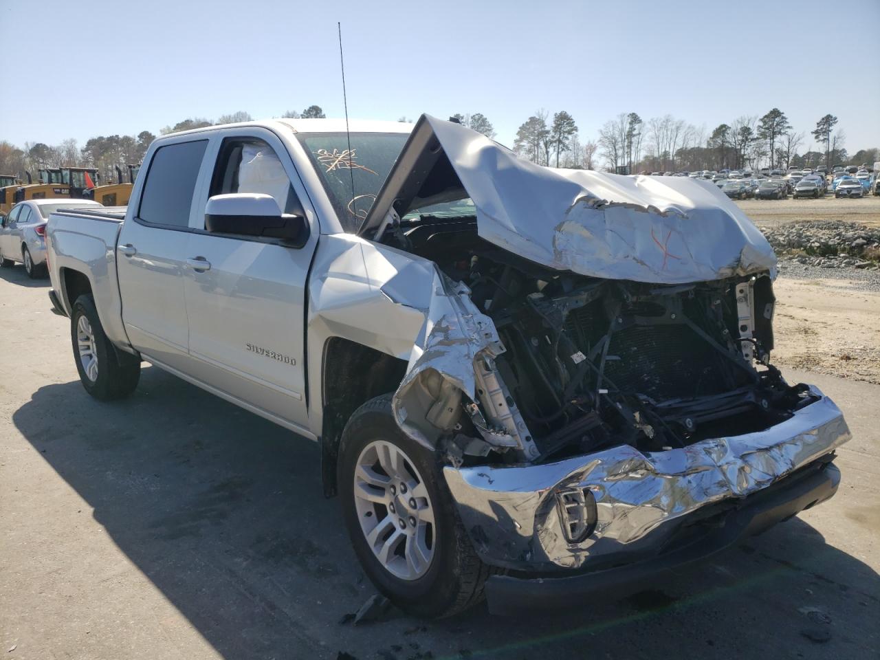 Photo 1 from auction – 2017 CHEVROLET SILVERADO with VIN 3GCUKREC7HG261023