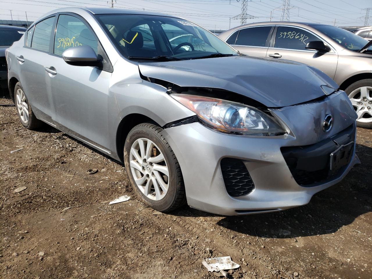 MAZDA 3 I 2012 with VIN JM1BL1V73C1605575 - Photo from auction