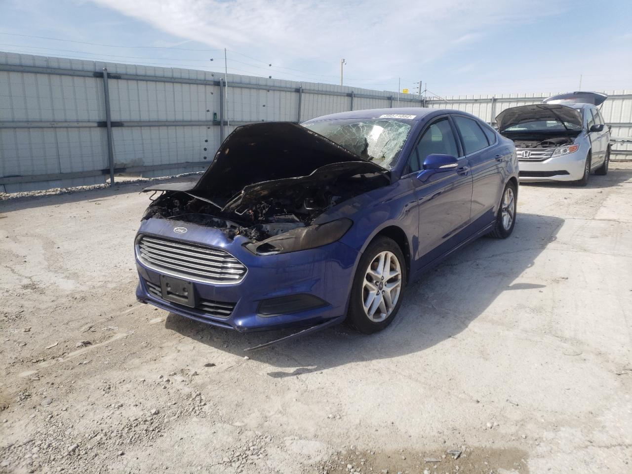 Photo 2 from auction – 2013 FORD FUSION SE with VIN 3FA6P0HR4DR221766