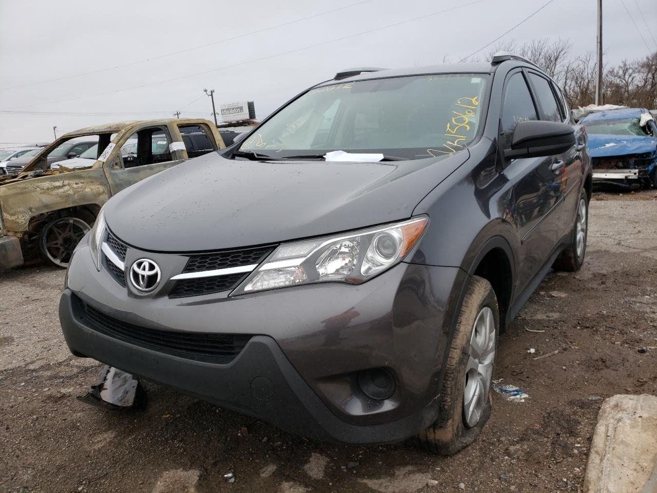 Photo 2 from auction – 2015 TOYOTA RAV4 LE with VIN 2T3ZFREV7FW150612