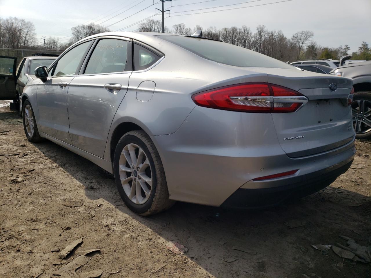 Photo 3 from auction – 2020 FORD FUSION SE with VIN 3FA6P0HD6LR172671