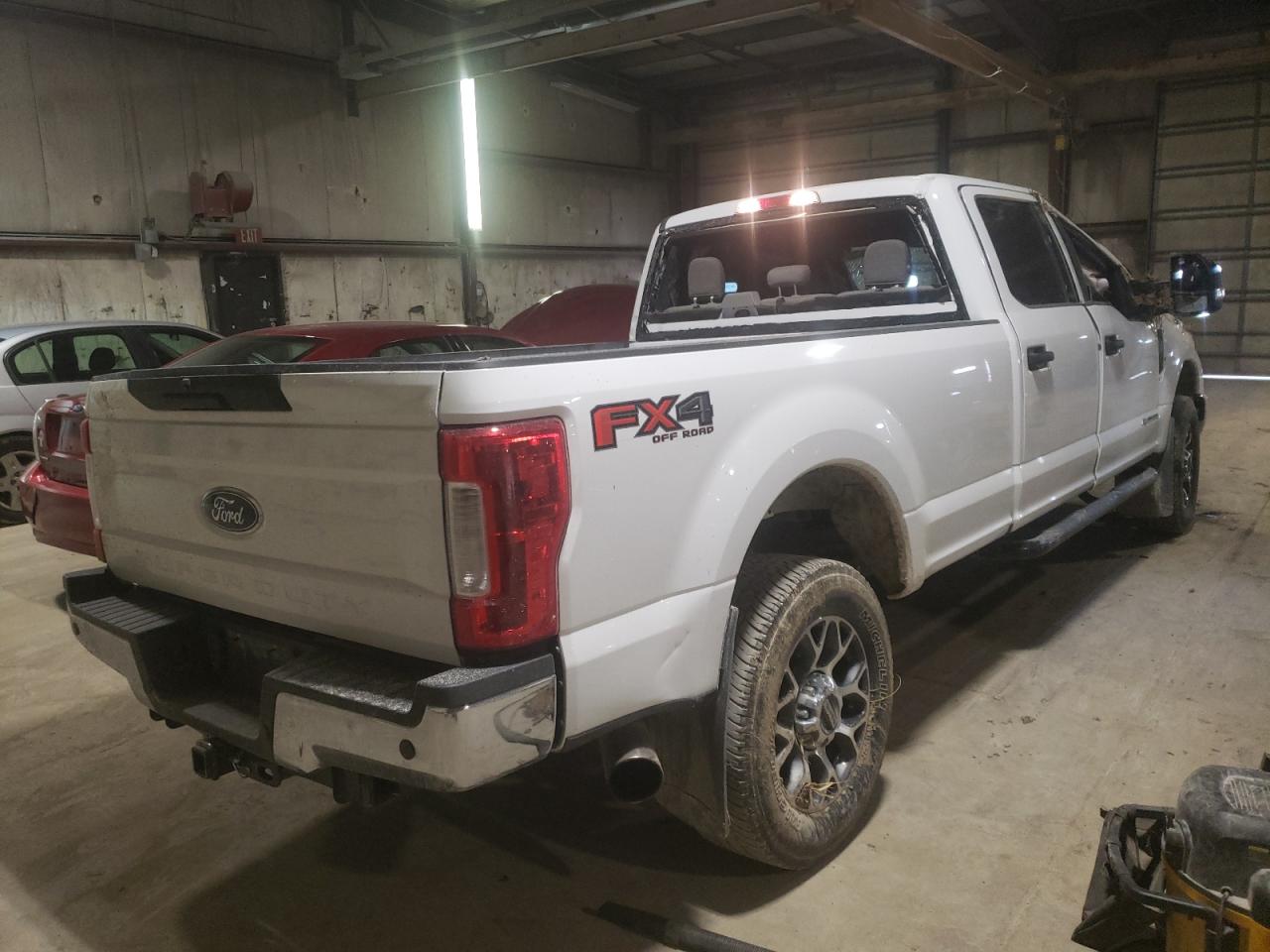 Photo 4 from auction – 2018 FORD F250 SUPER with VIN 1FT7W2BT4JEB42792