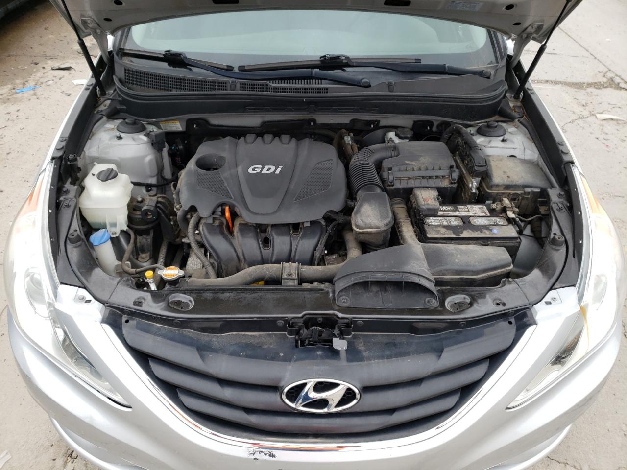 Photo 7 from auction – 2012 HYUNDAI SONATA GLS with VIN 5NPEB4AC3CH410198