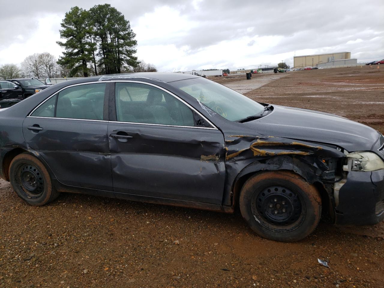 Photo 9 from auction – 2011 TOYOTA CAMRY BASE with VIN 4T1BF3EK4BU649164